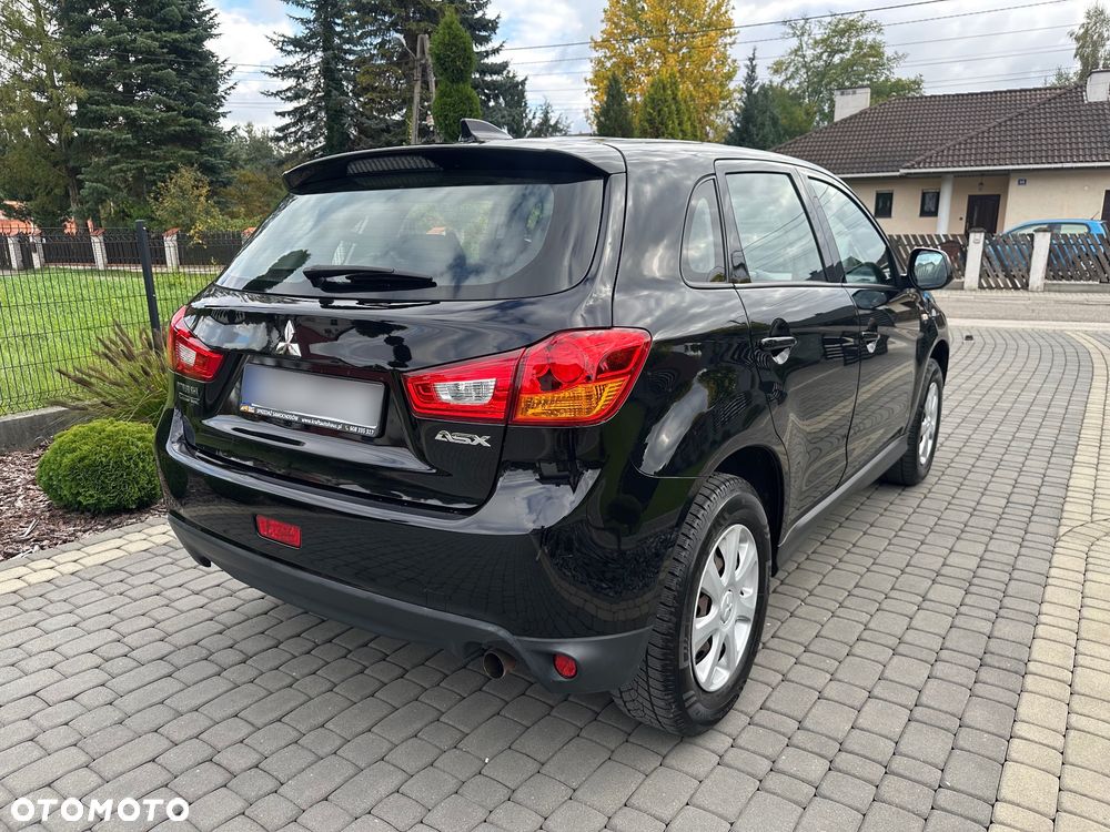 Mitsubishi ASX - 5