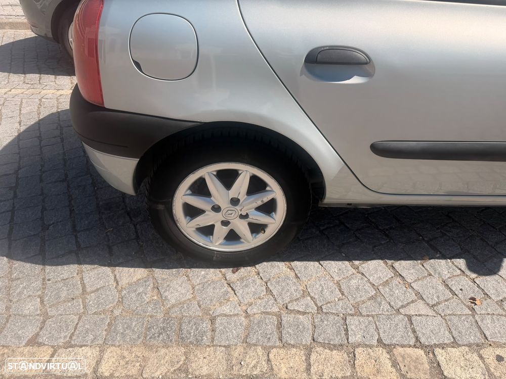 Renault Clio - 4