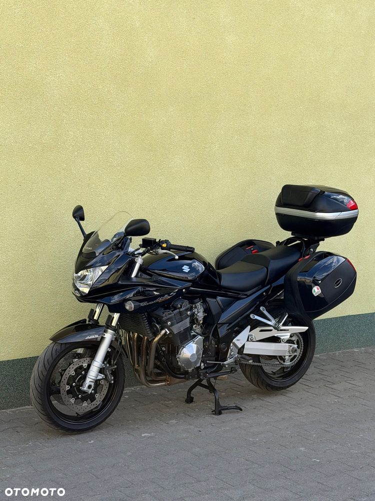 Suzuki Bandit - 25