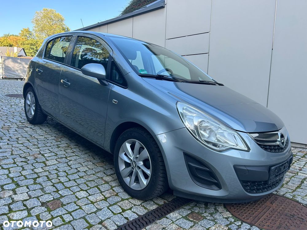 Opel Corsa 2012 photo 3