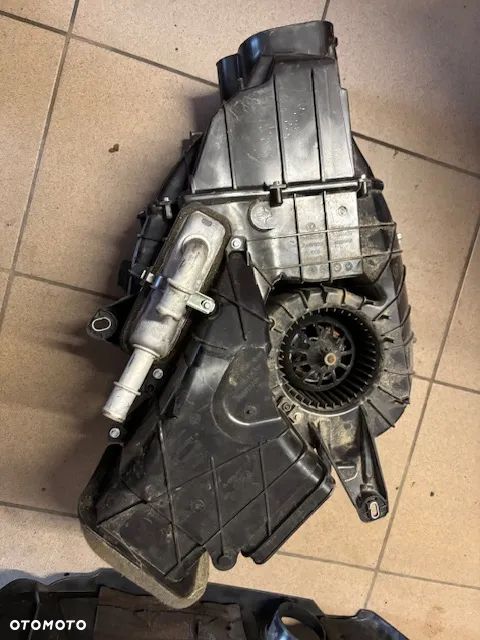 NAGRZEWNICA VOLKSWAGEN VW T6 7E0819004E - 5