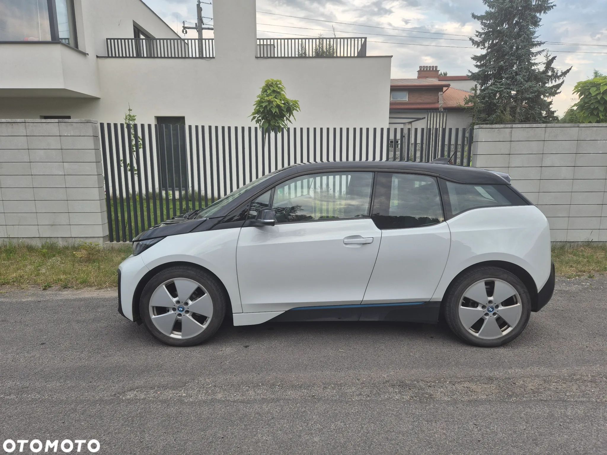 BMW i3 (120 Ah) - 1
