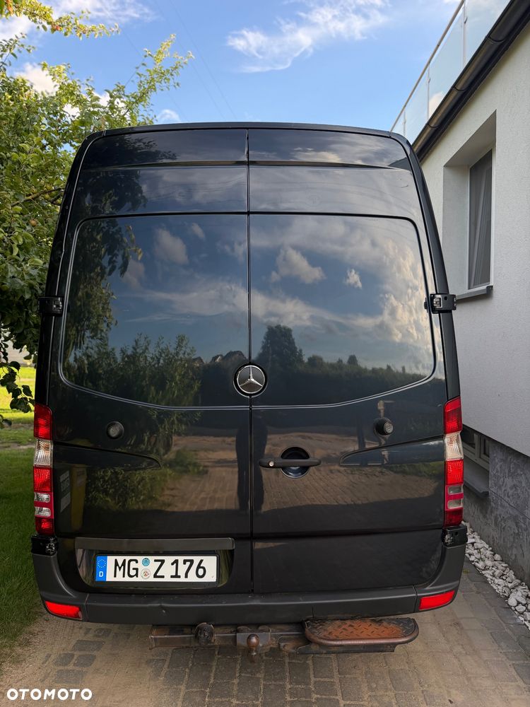Mercedes-Benz Sprinter - 9