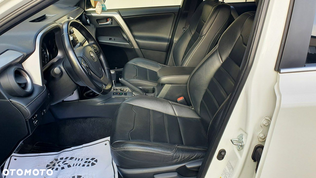 Toyota RAV4 - 17