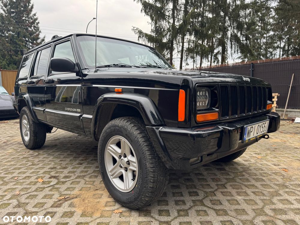 Jeep Cherokee 4.0 Limited - 8