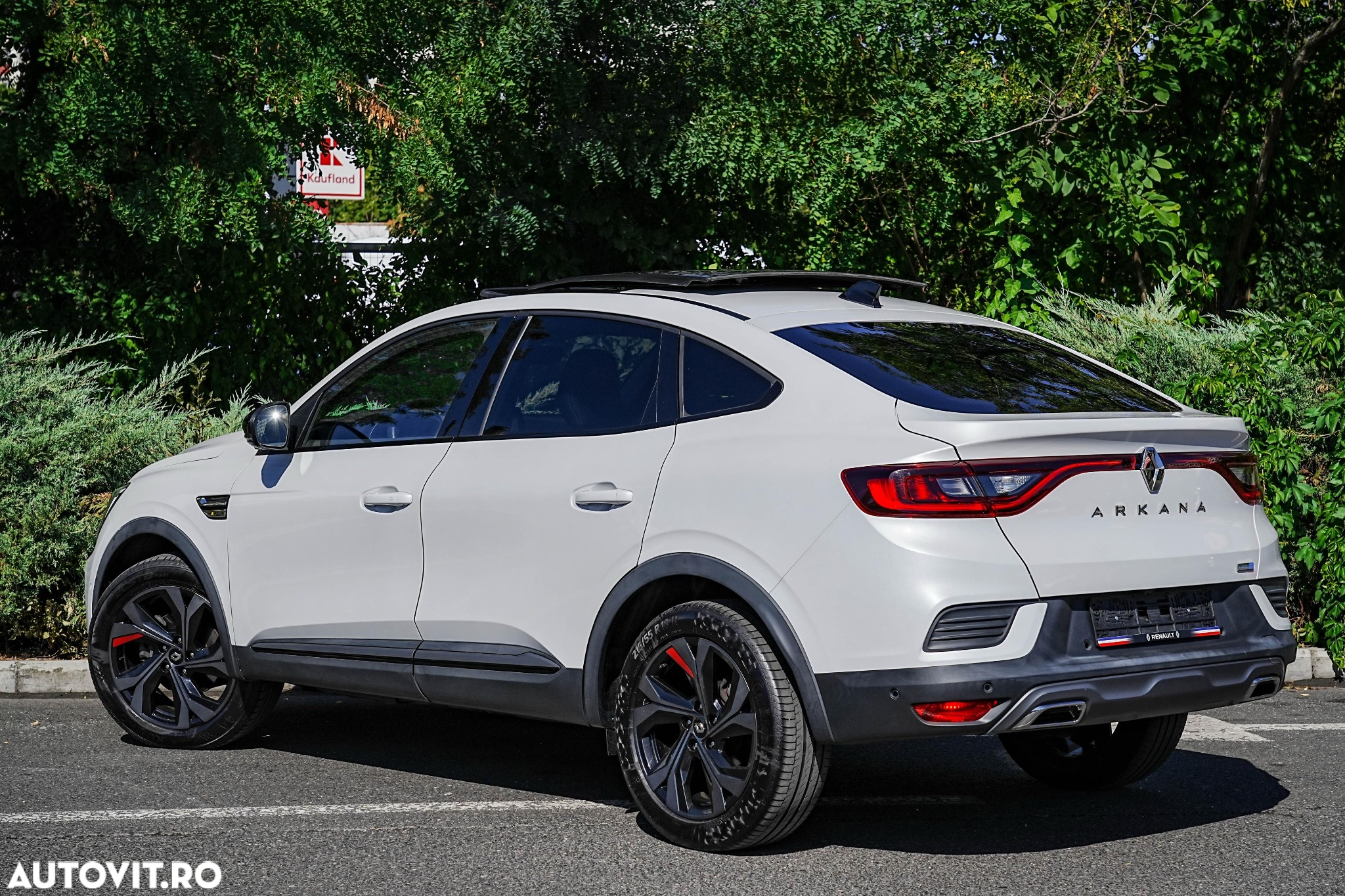 Renault Arkana E-TECH 145 R.S.LINE - 22