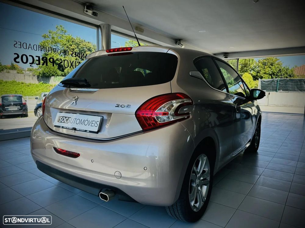 Peugeot 208 - 7