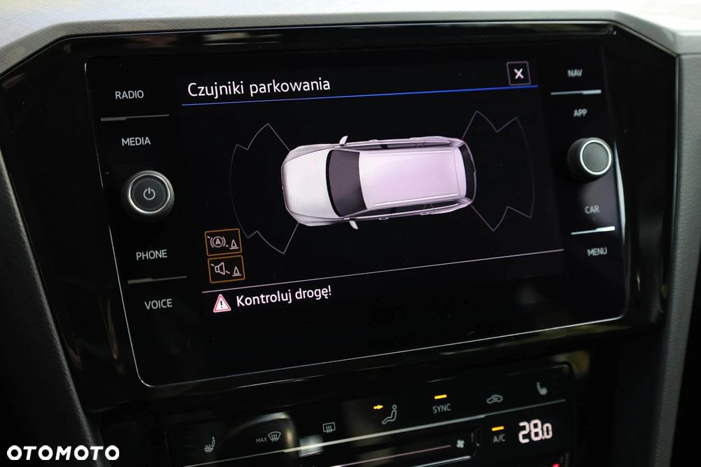 Volkswagen Passat 2.0 TDI EVO Business - 14