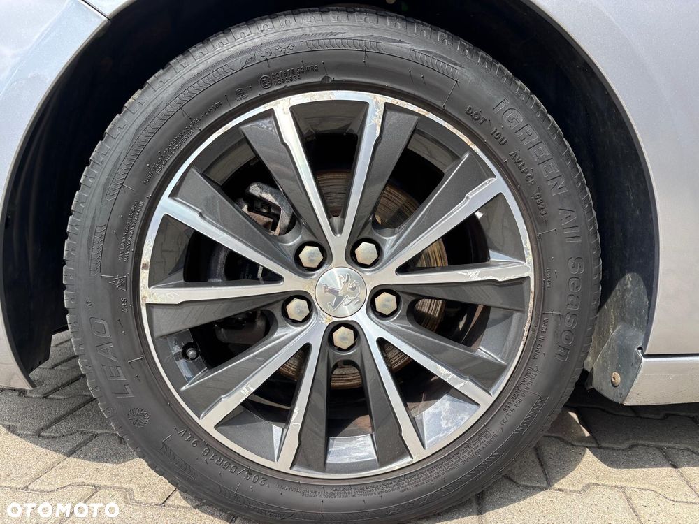 Peugeot 308 - 11