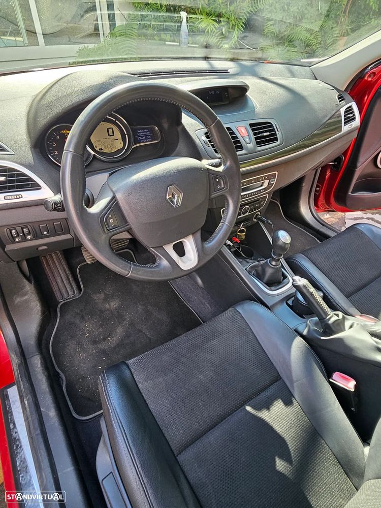 Renault Mégane 1.5 dCi Dynamique - 6