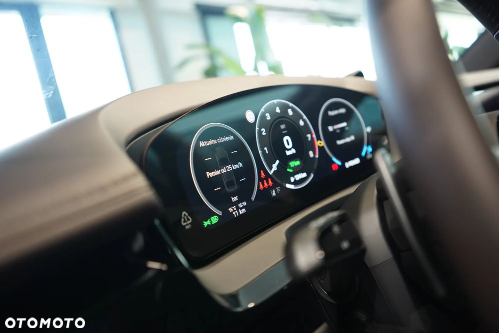 Porsche Panamera 4 E-Hybrid - 14
