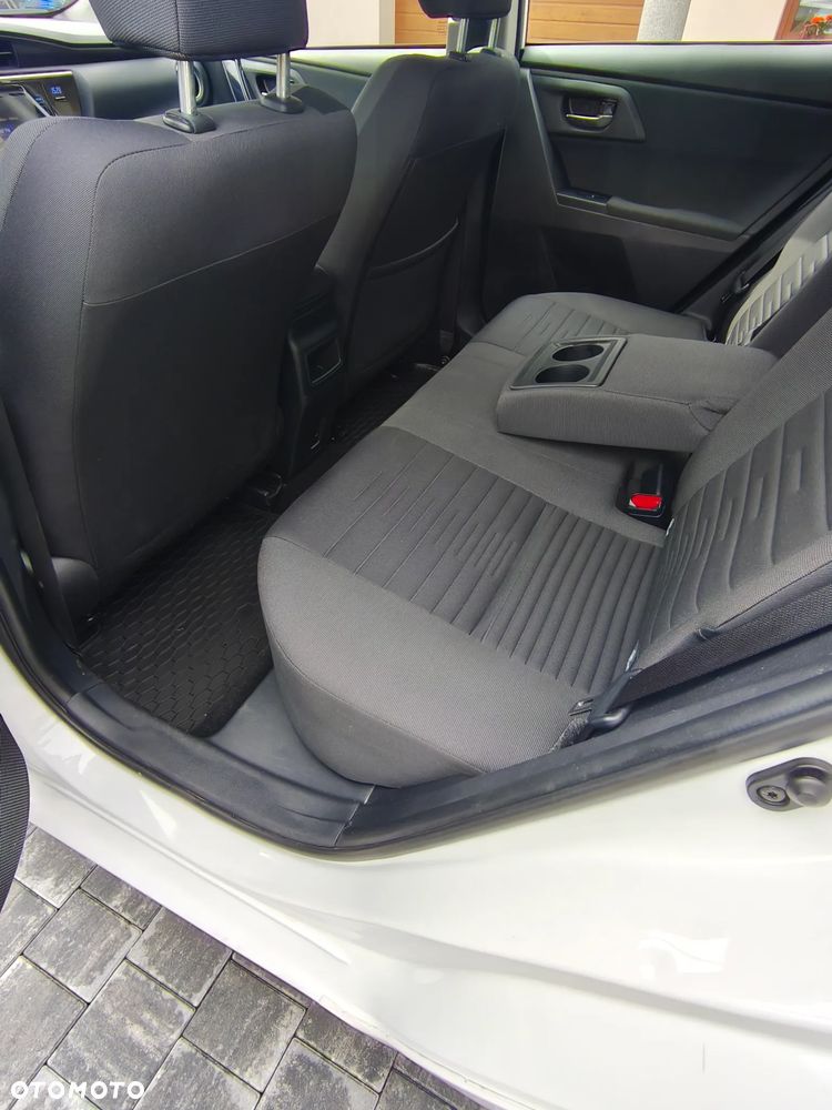 Toyota Auris 1.2 Turbo Comfort - 13