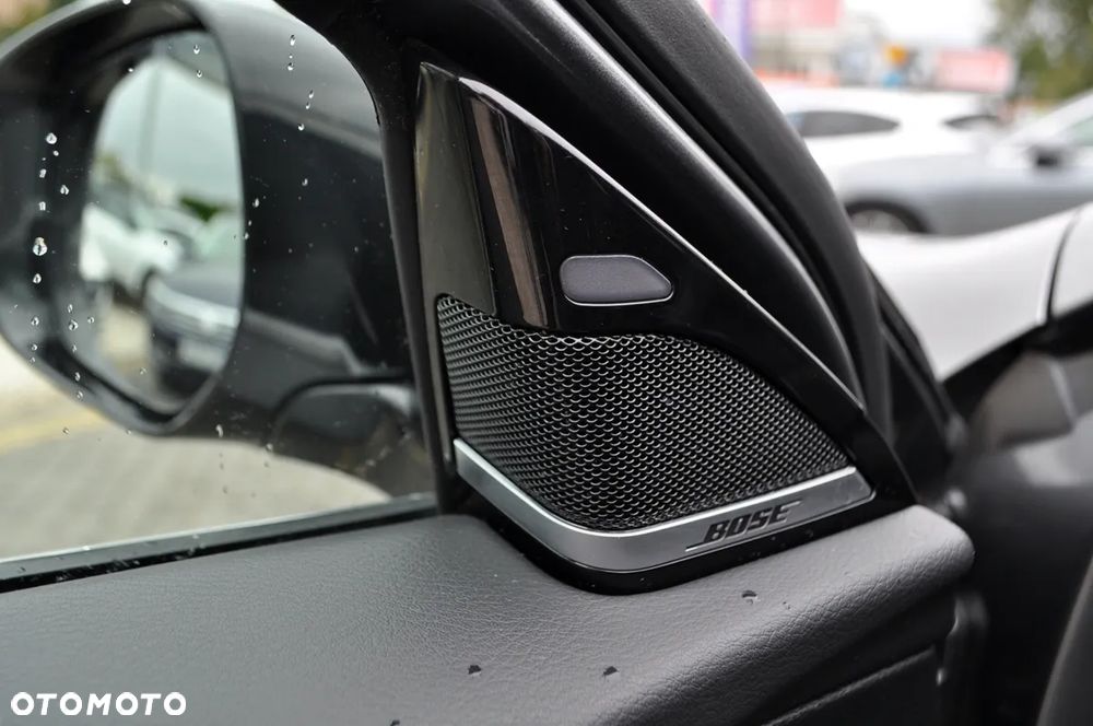Infiniti Q30 1.6t DCT Premium Tech Cafe Teak - 27