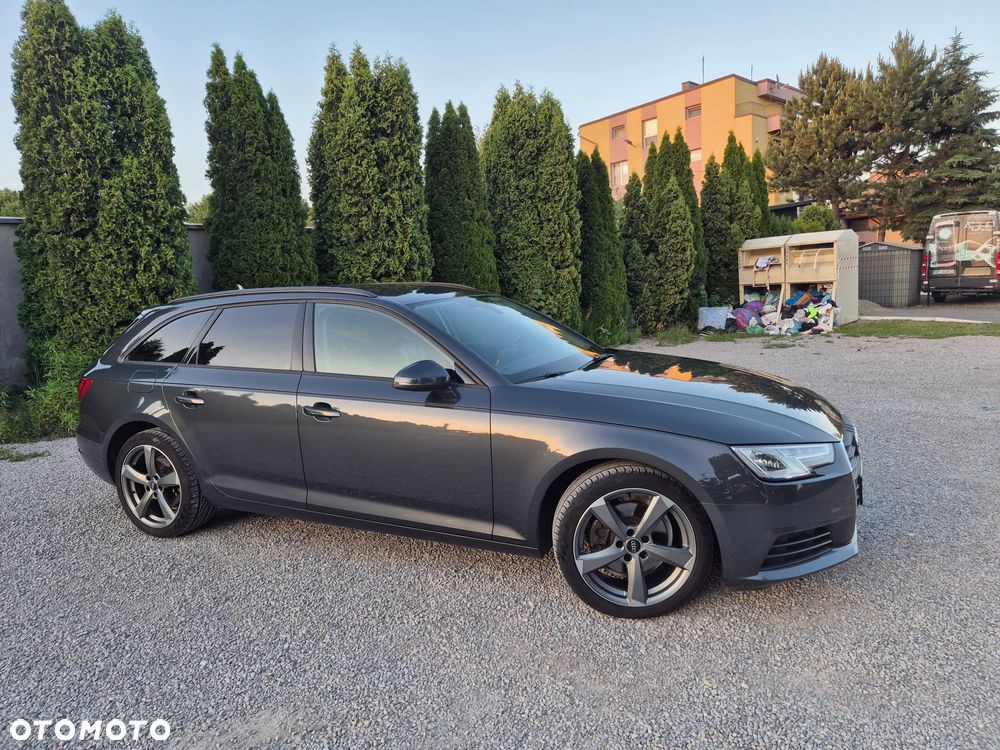 Audi A4 Avant 30 TDI S tronic advanced - 24