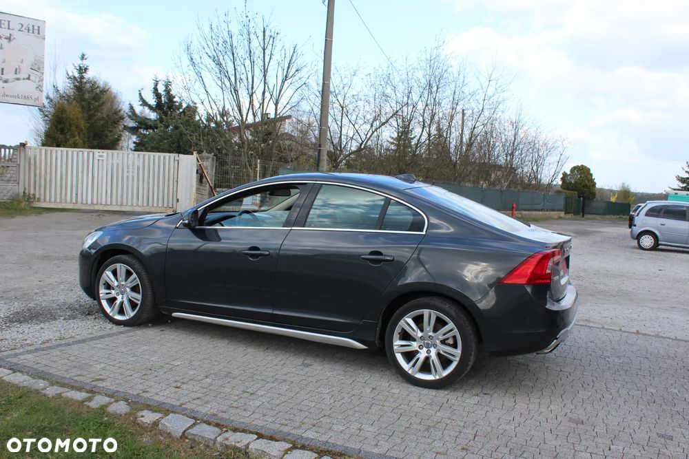 Volvo S60 T3 Summum - 3