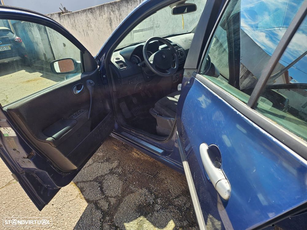 Renault Mégane 1.5 dCi Confort - 3