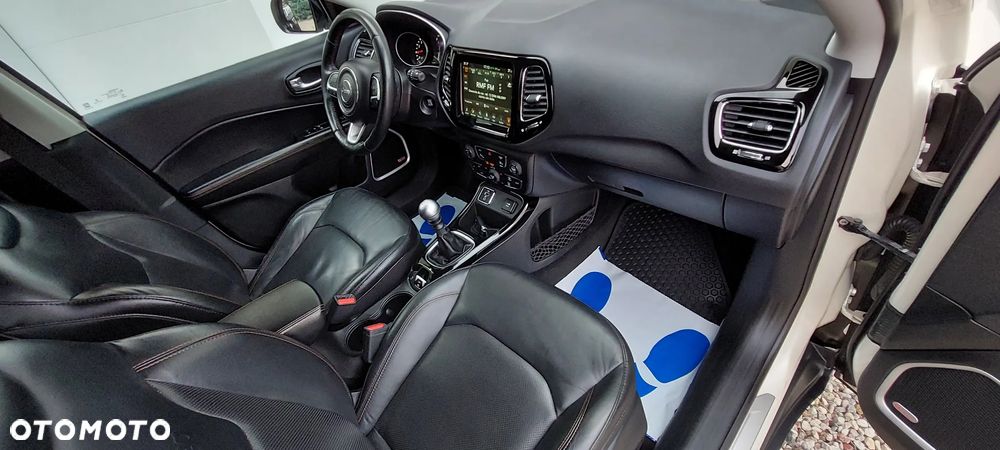 Jeep Compass 1.4 MultiAir Limited - 29