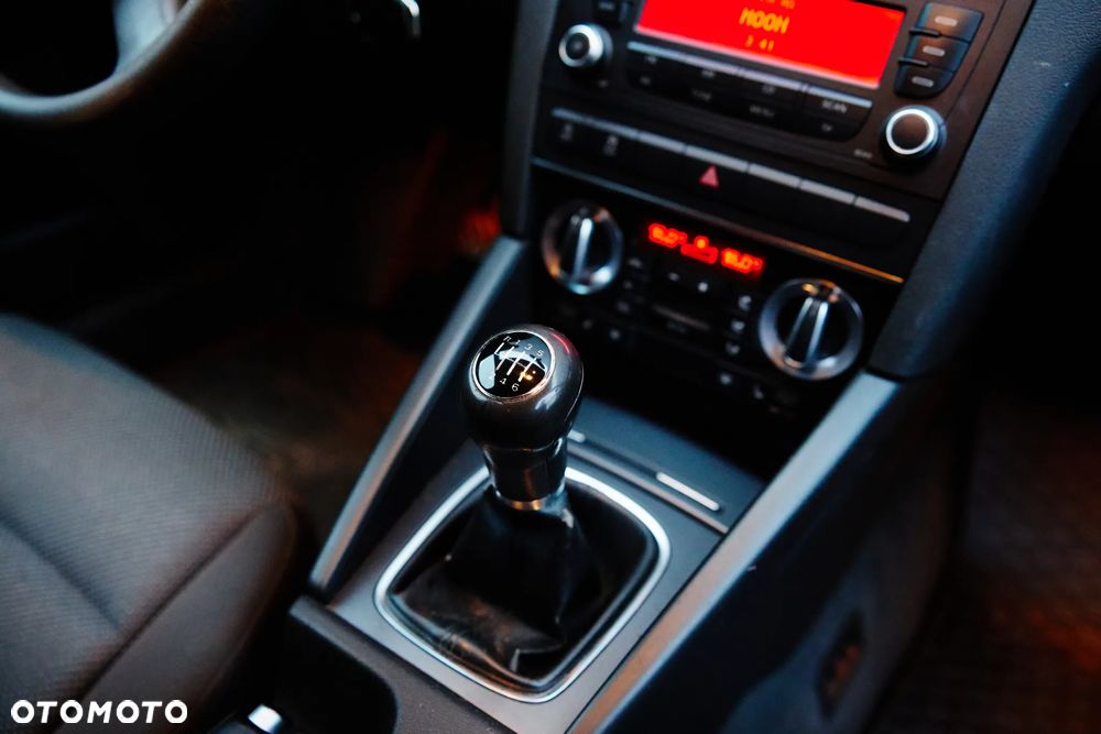 Audi A3 1.4 TFSI Attraction - 18