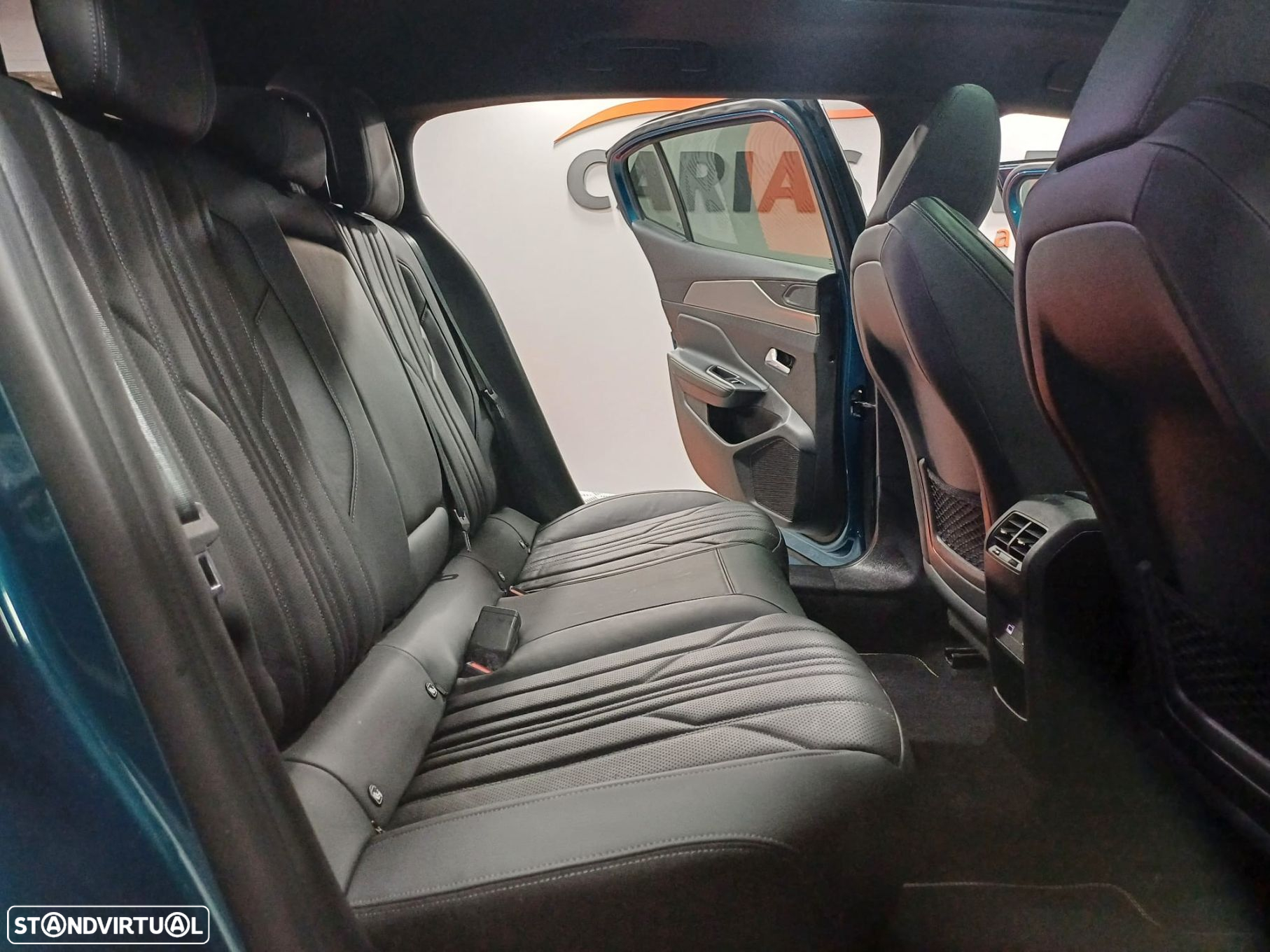 Peugeot 408 - 13