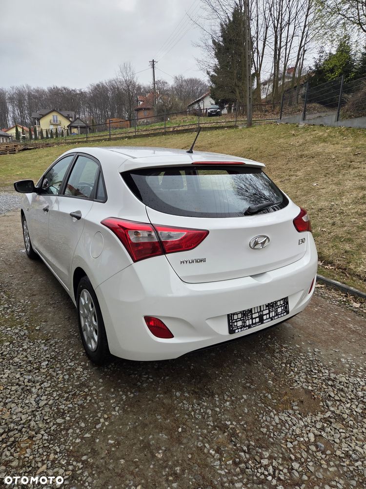 Hyundai i30 1.4 Classic - 8