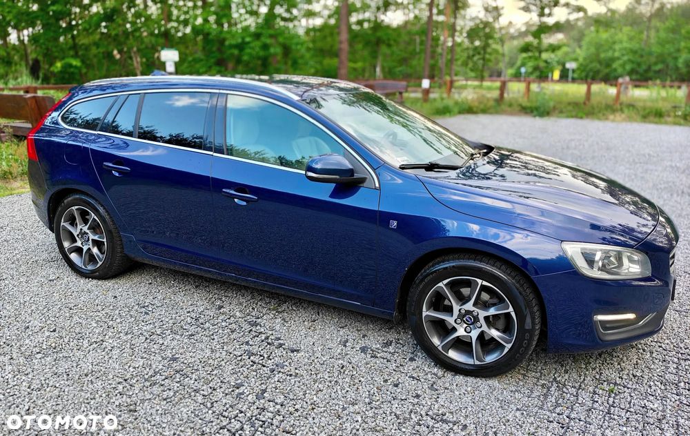 Volvo V60 D2 Ocean Race - 11