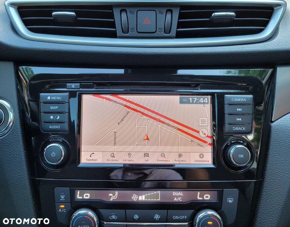 Nissan Qashqai 1.3 DIG-T N-Connecta EU6d - 15