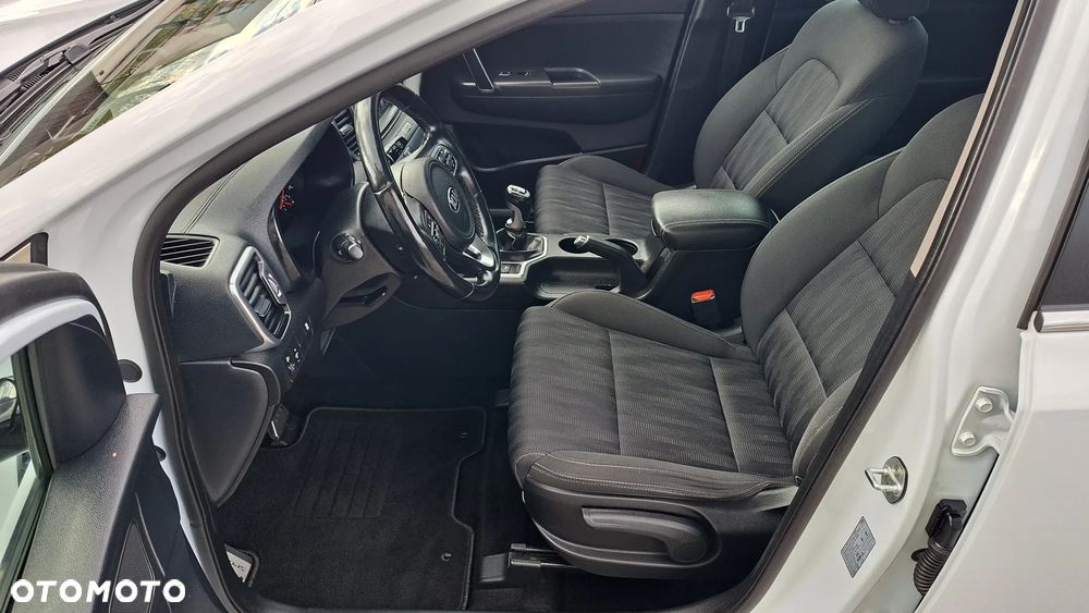 Kia Sportage 1.6 GDI 2WD SPIRIT - 22