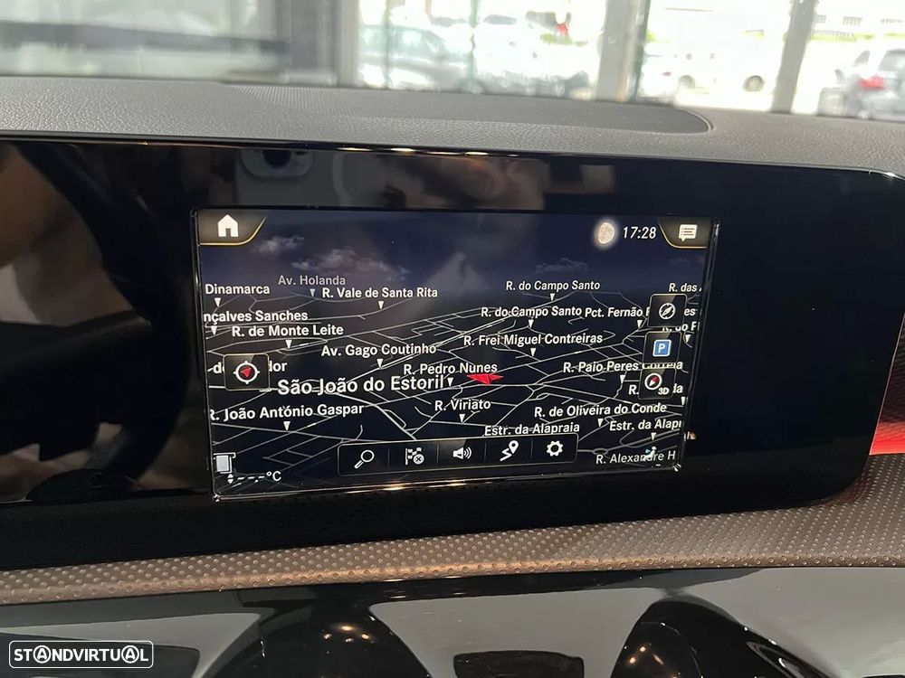 Mercedes-Benz CLA 180 d Shooting Brake Business Solutions Aut. - 13