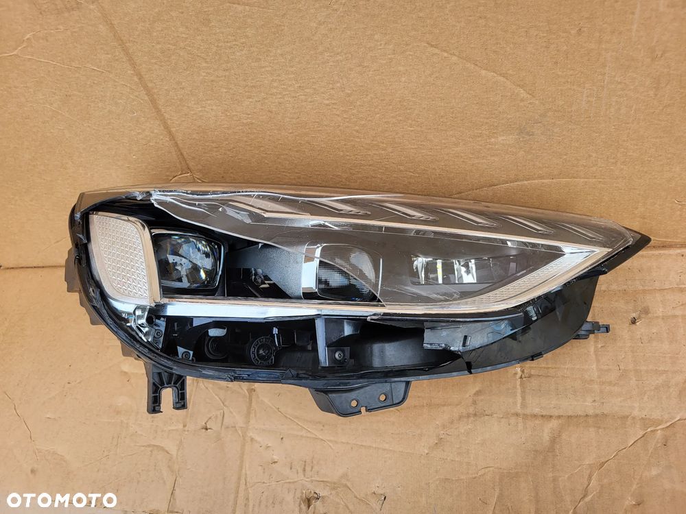 LAMPA PRAWY PRZOD MATRIX AUDI A4 B9 LIFT 8W0941036E - 5