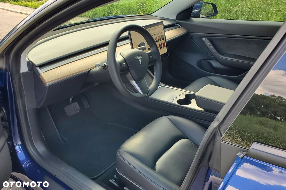 Tesla Model 3 Langstreckenbatterie Allradantrieb Dual Motor - 9
