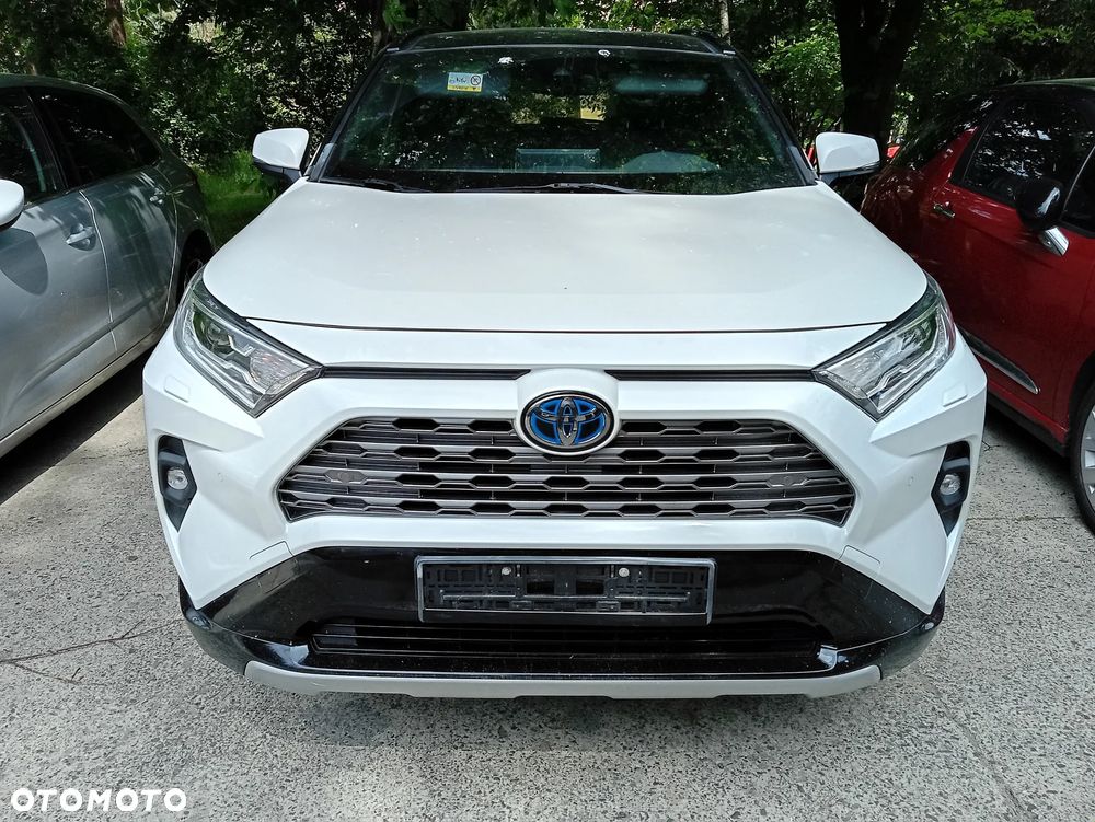 Toyota RAV4 - 1