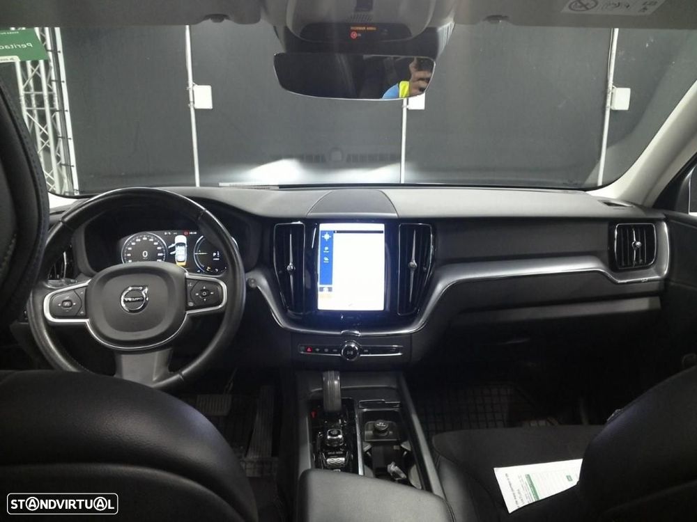 Volvo XC 60 2.0 T8 PHEV Inscription Expression AWD - 6