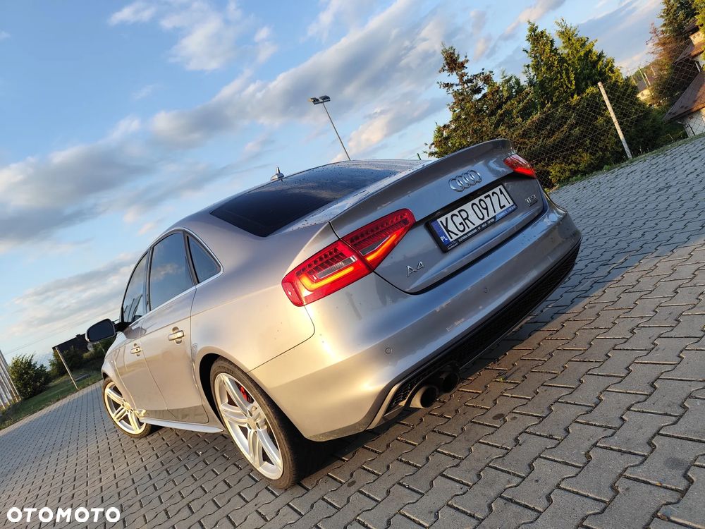 Audi A4 Limousine - 20