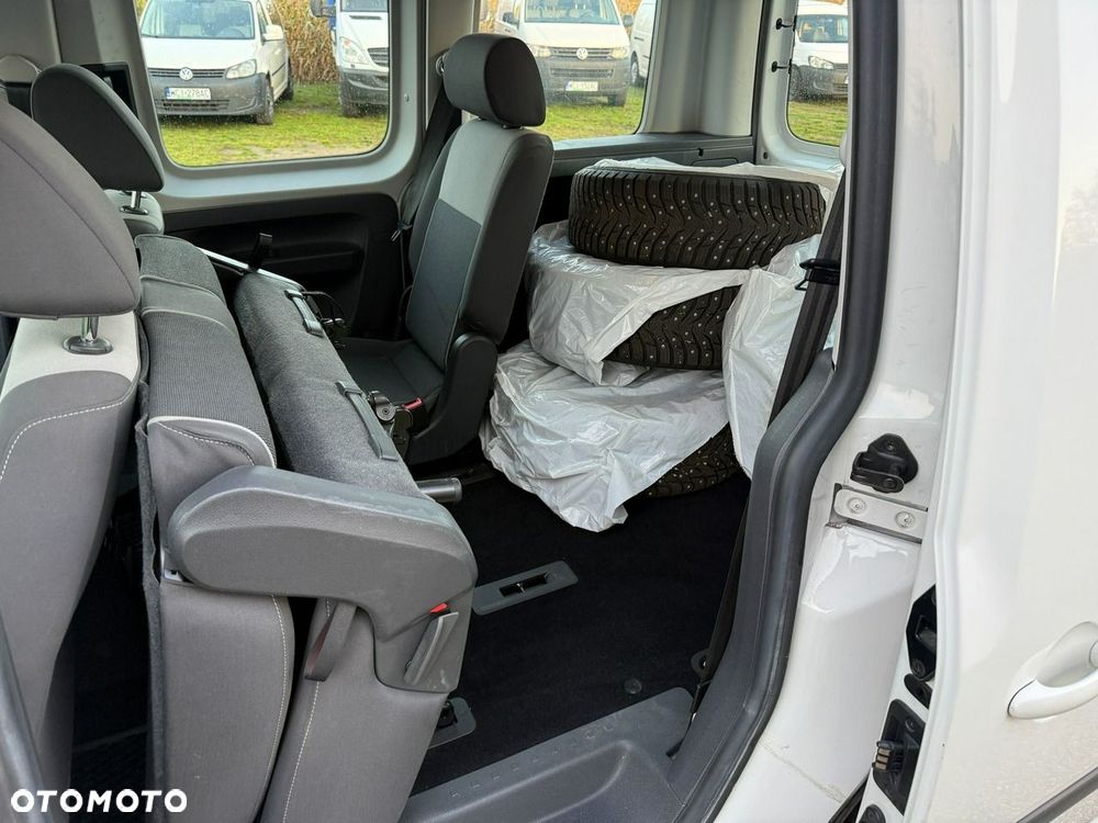 Volkswagen Caddy - 26