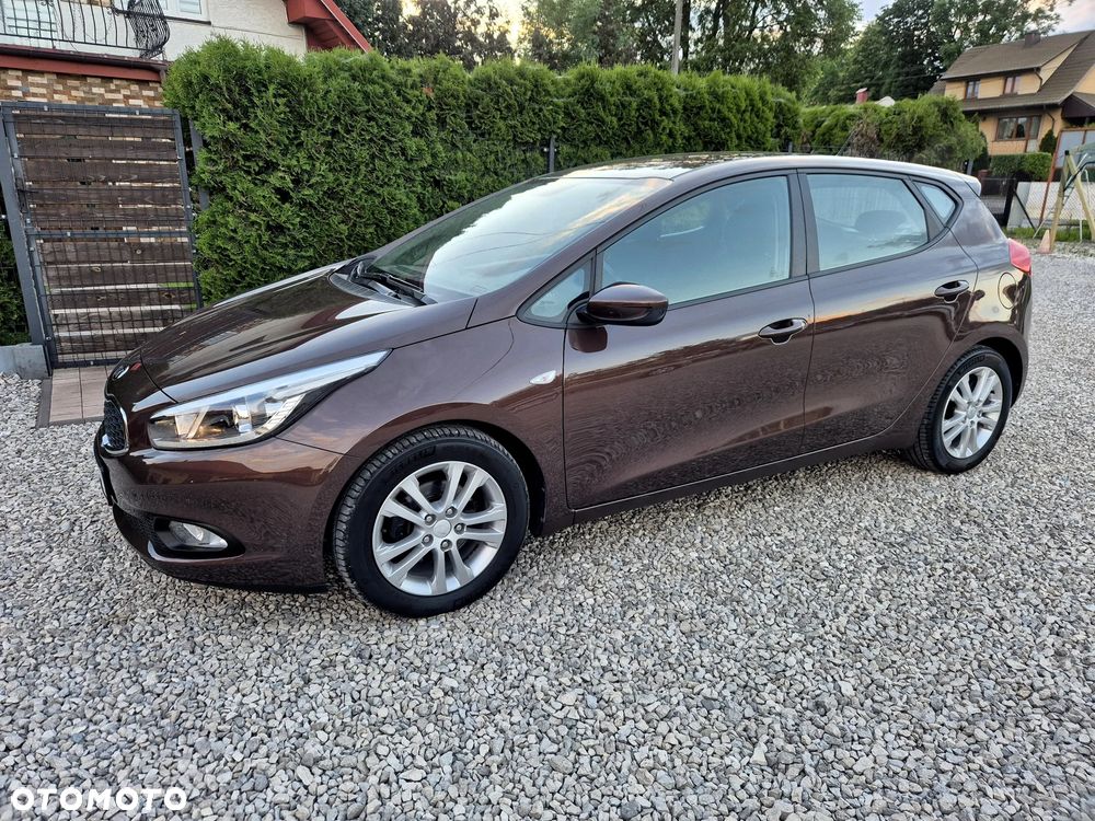 Kia Ceed 1.4 CVVT Attract plus - 18