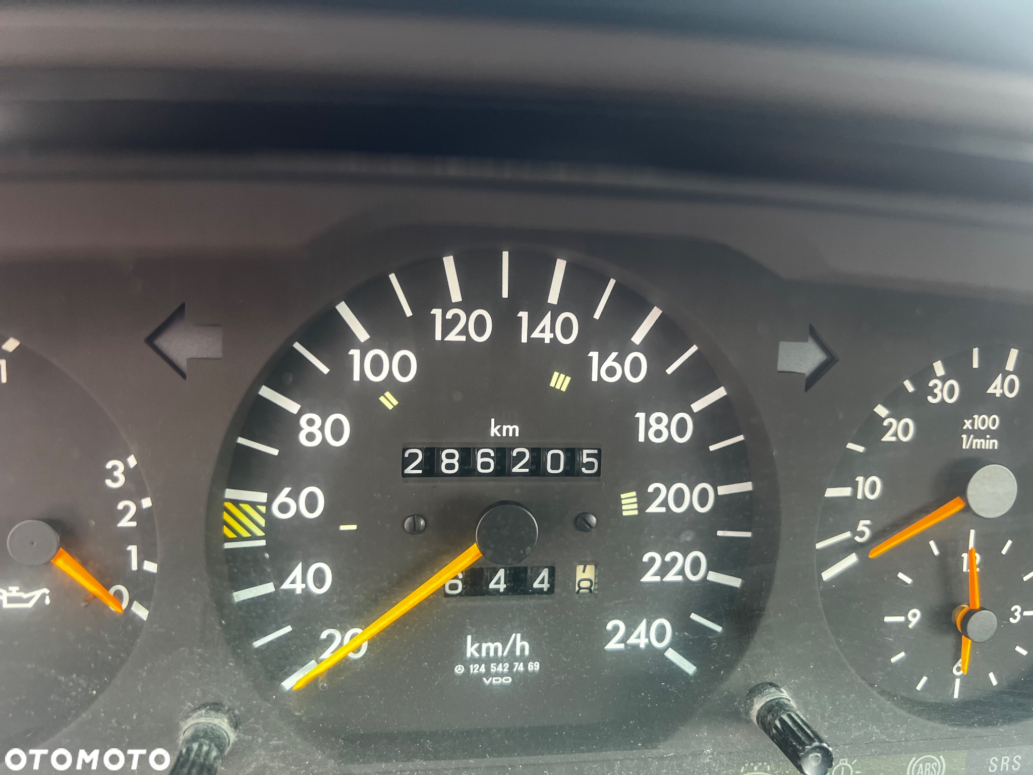 Mercedes-Benz W124 (1984-1993) - 13