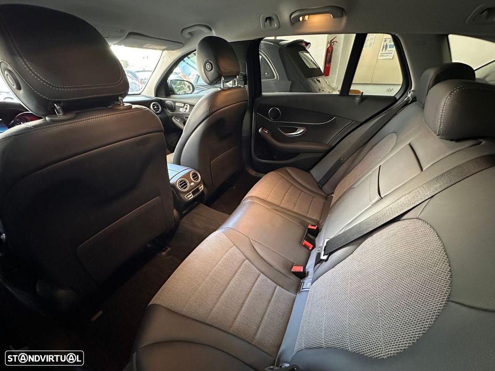 Mercedes-Benz C 300 de Avantgarde - 8