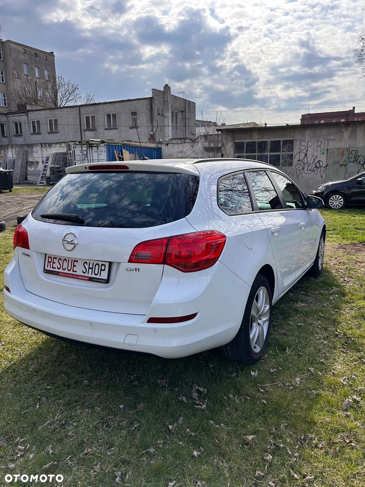Opel Astra - 2