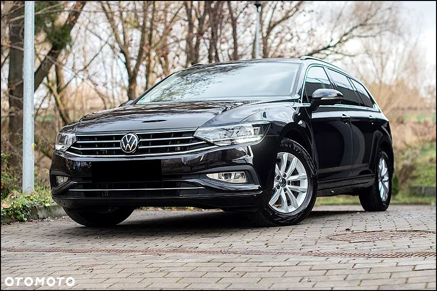 Volkswagen Passat - 11