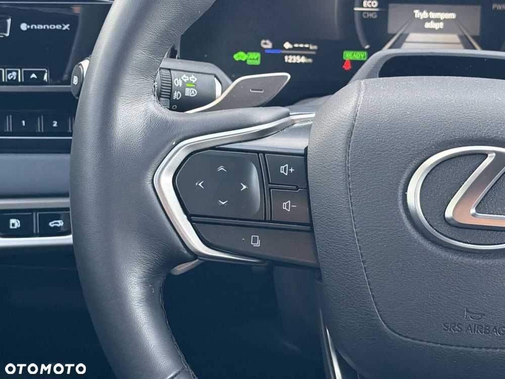 Lexus RX 450h+ Prestige - 23