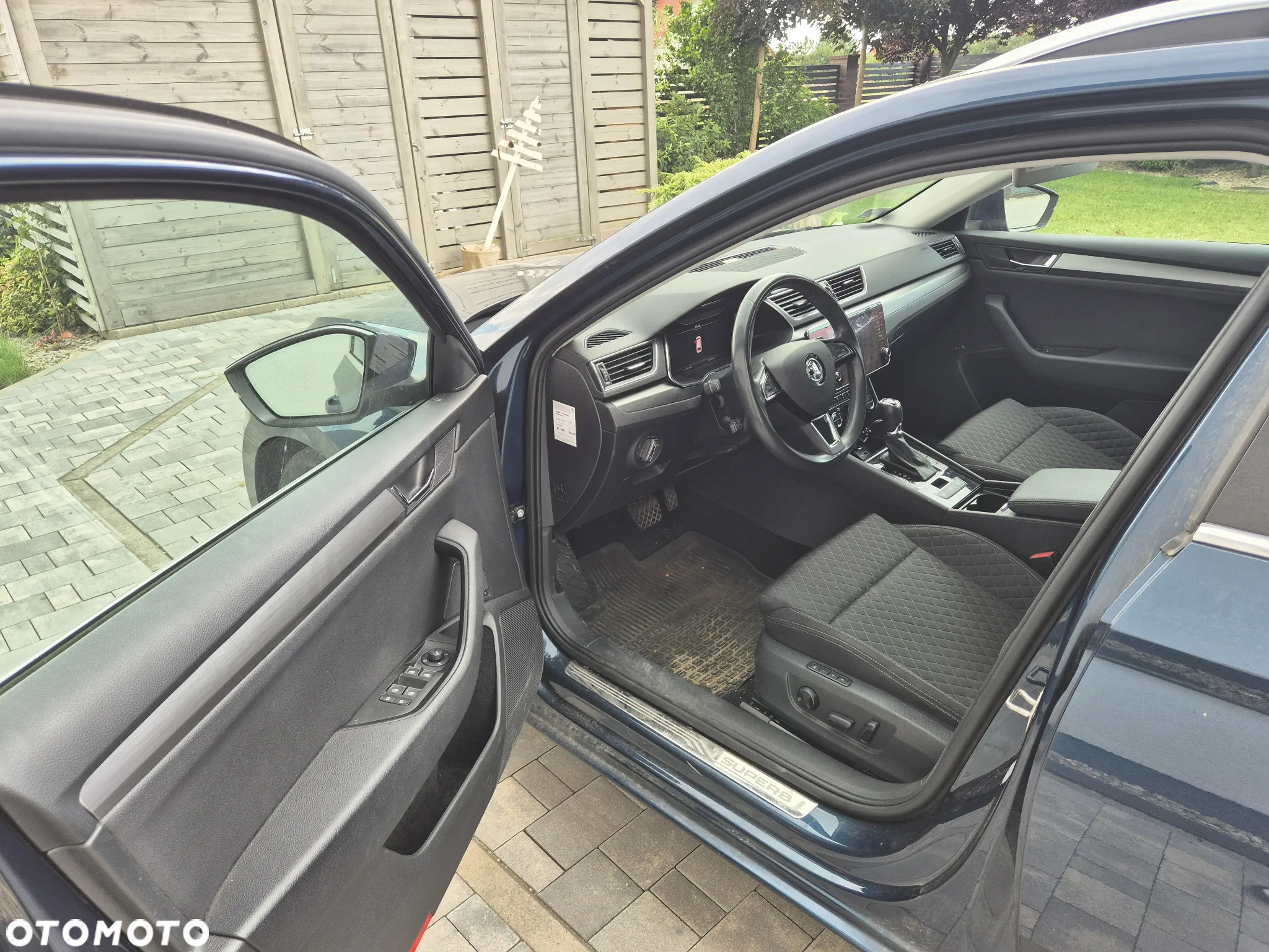 Skoda Superb 2.0 TDI 4x4 Style DSG - 8