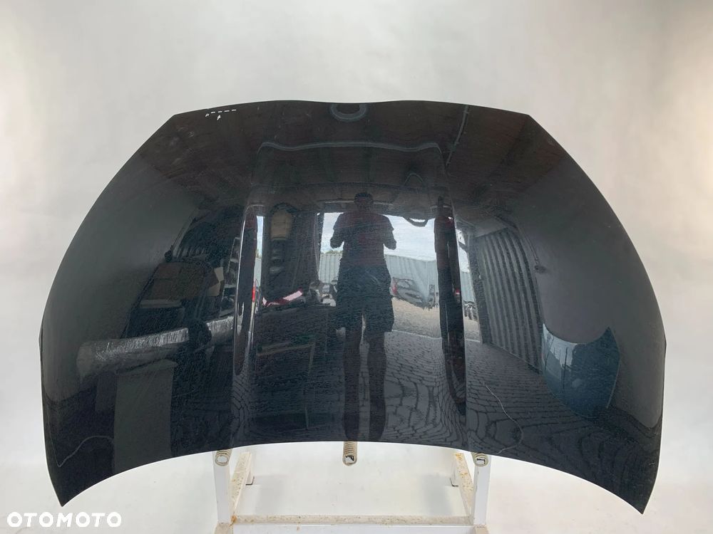 Toyota Yaris 4 IV 20r Maska pokrywa silnika 2020 - 1