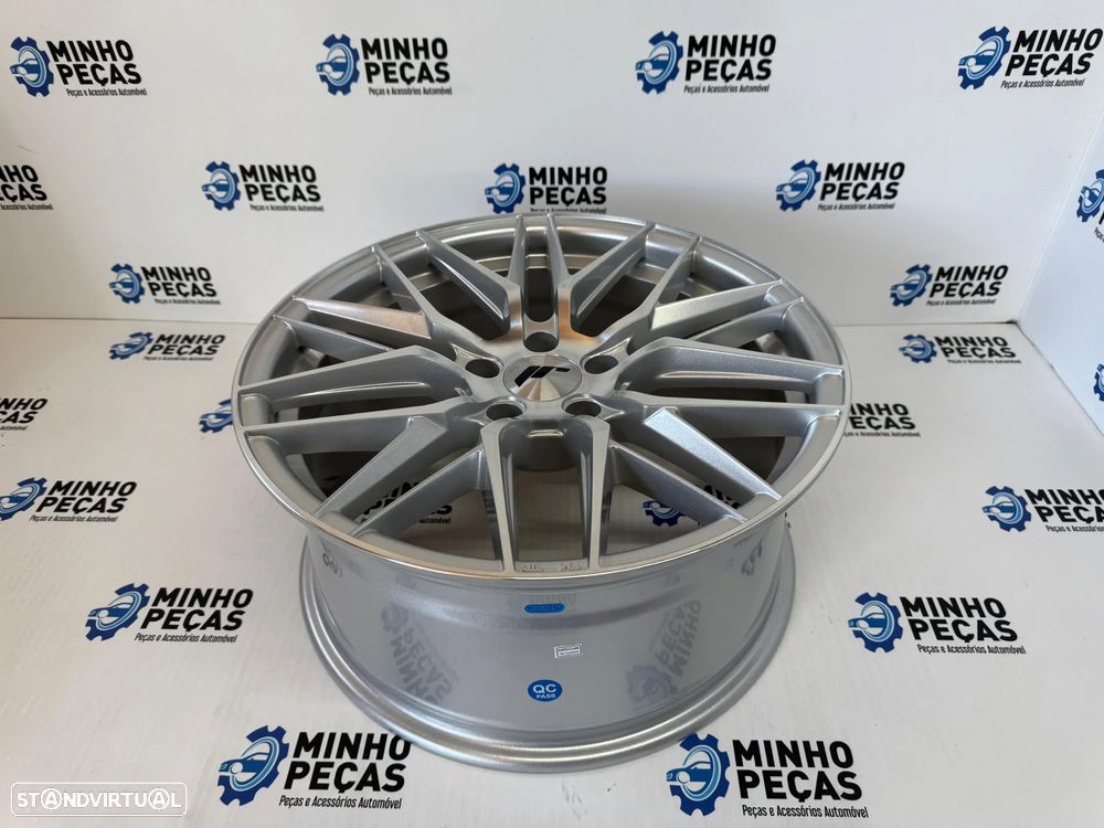Jantes Japan Racing (JR28) em 18 (5x112) Silver Machined - 7
