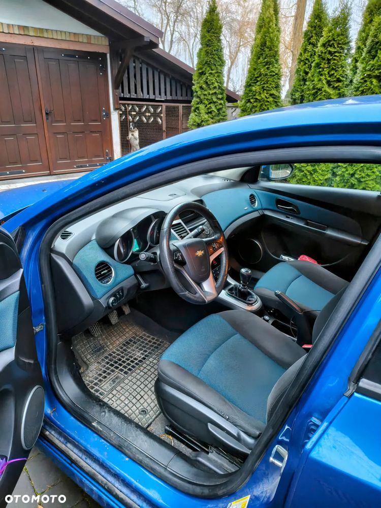 Chevrolet Cruze 1.8 LS - 7