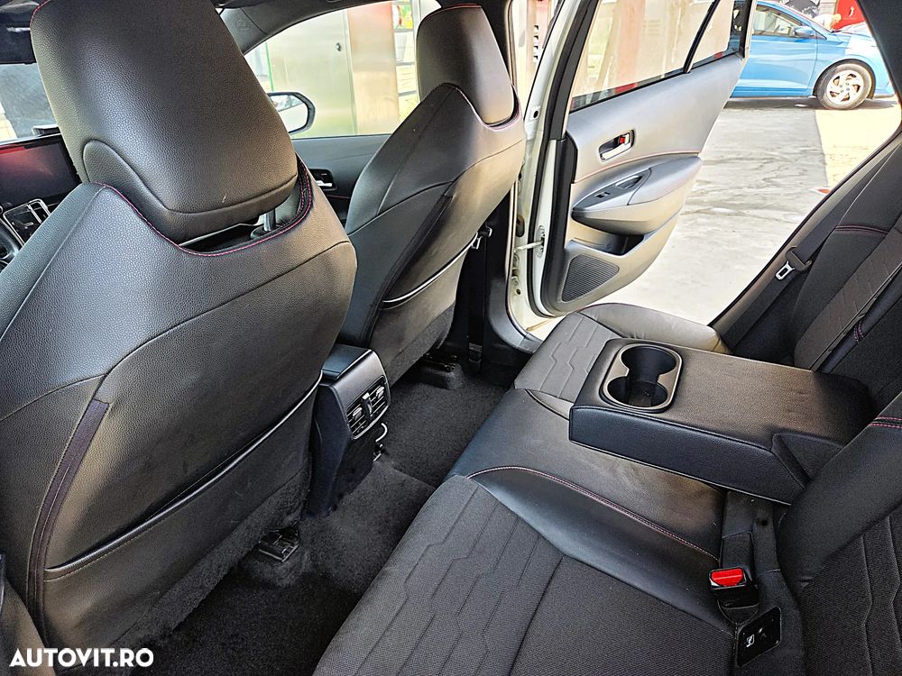 Toyota Corolla 1.8 Hybrid Comfort - 5