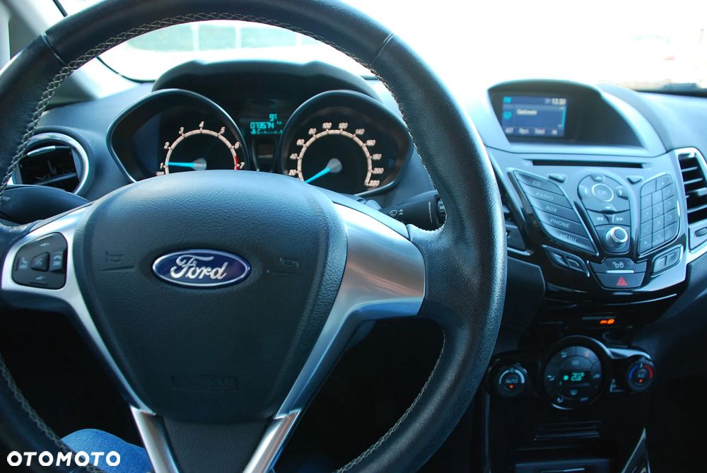 Ford Fiesta 1.0 EcoBoost Titanium EU6 - 19