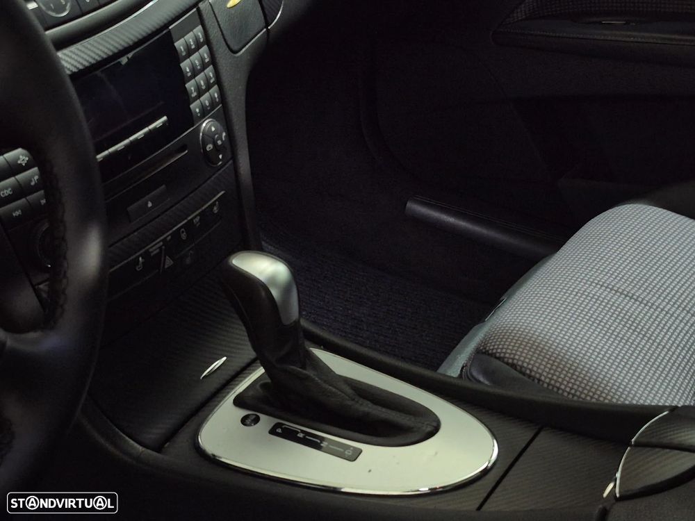 Mercedes-Benz E 220 CDI Auto Avantgarde - 29