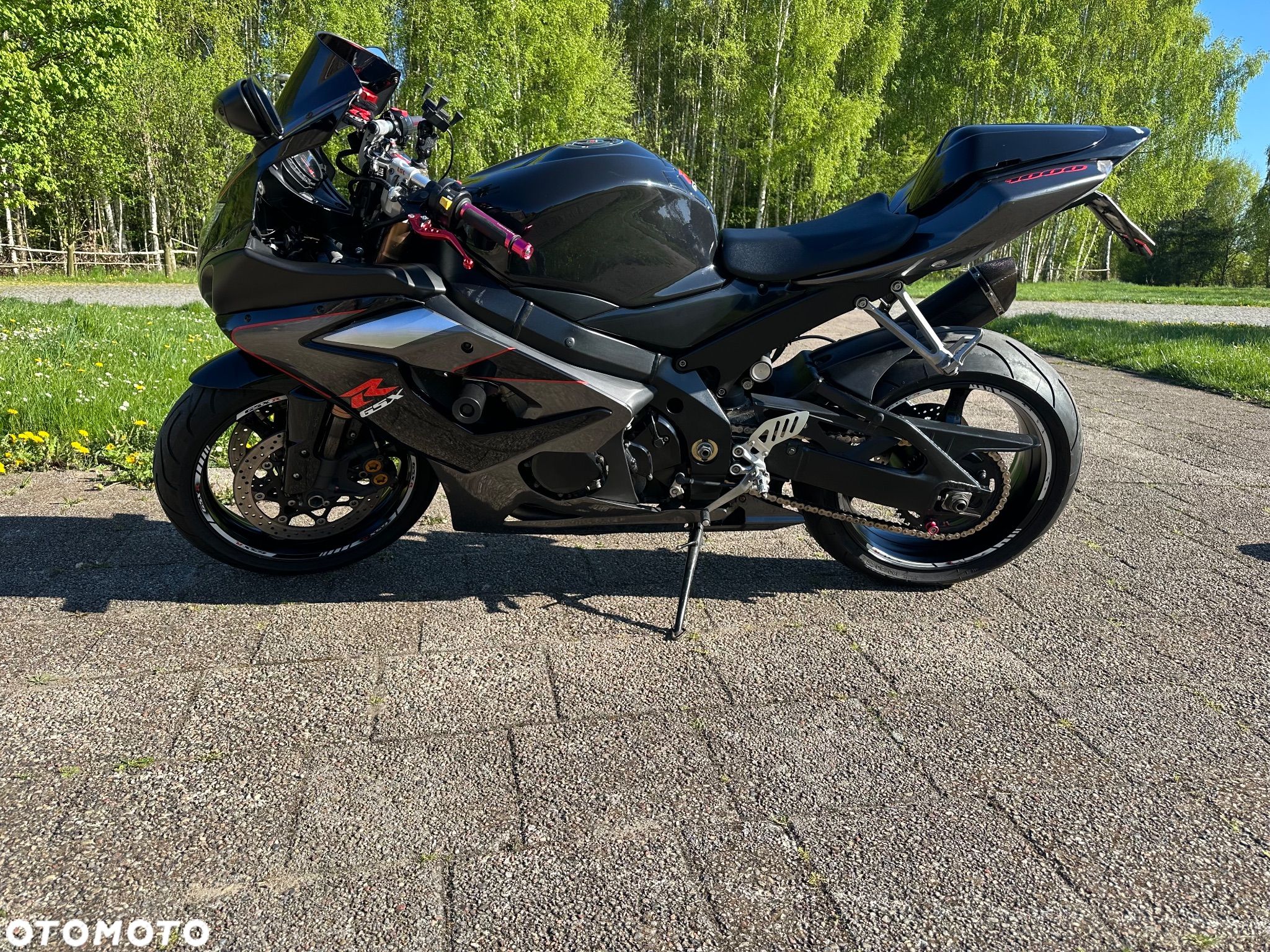 Suzuki GSX-R - 1
