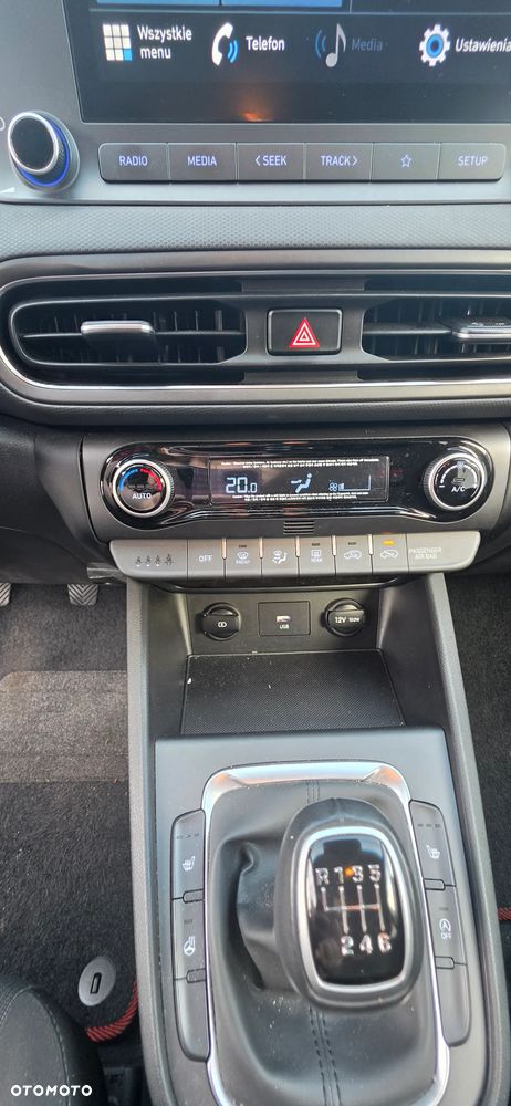Hyundai Kona - 17