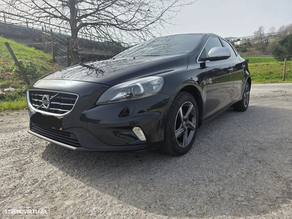 Volvo V40 2.0 D2 R-Design - 1